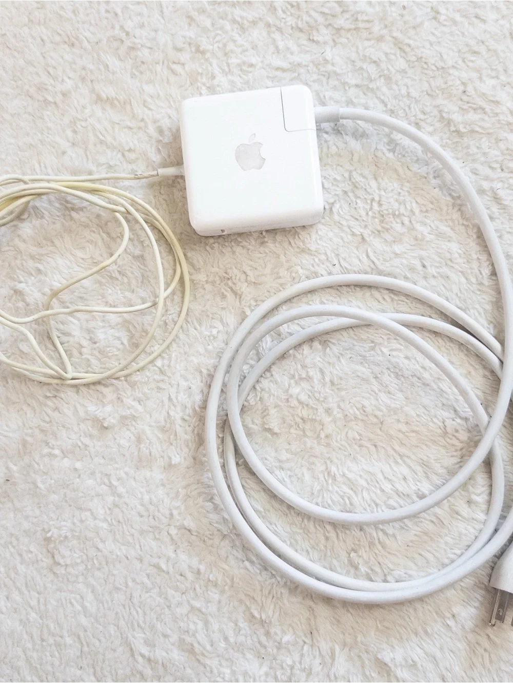 Apple MagSafe L-Style Power Adapter Charger for Vintage MacBook & MacBook Pro